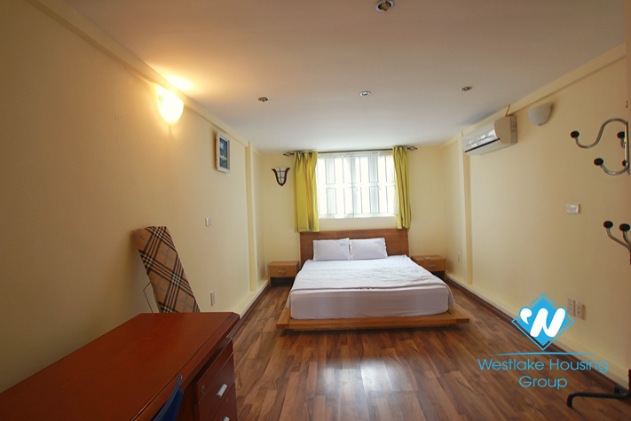 New apartment for rent in Truc Bach area, Ba Dinh, Ha Noi