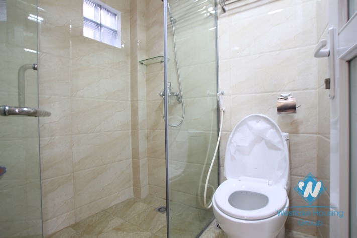 01 bedroom apartment for rent in Truc Bach area, lake view
