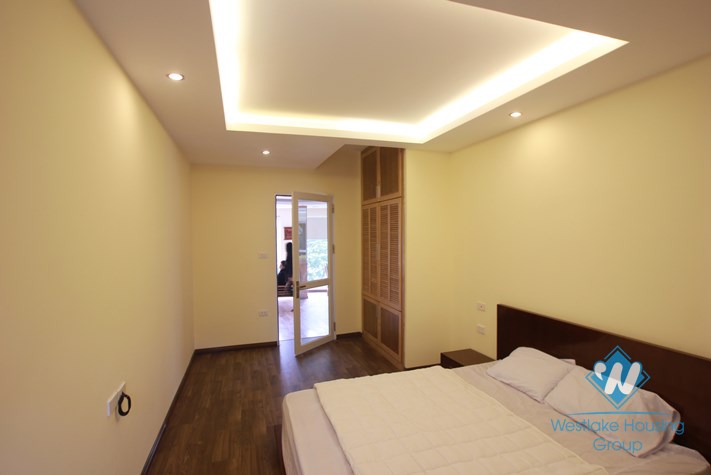 01 bedroom apartment for rent in Truc Bach area, lake view