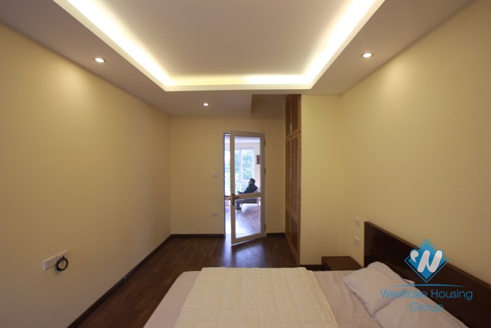 01 bedroom apartment for rent in Truc Bach area, lake view