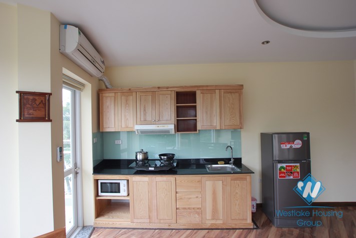 01 bedroom apartment for rent in Truc Bach area, lake view
