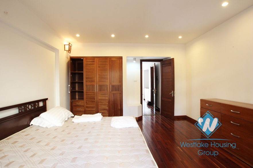 Large sized, high quality serviced apartment in Tay Ho district, Hanoi.