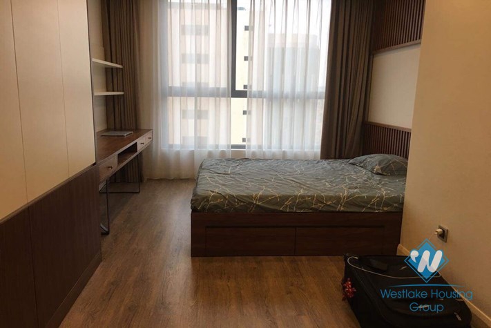 A modern 3 bedroom apartment for rent in Vinhome Nguyen Chi Thanh