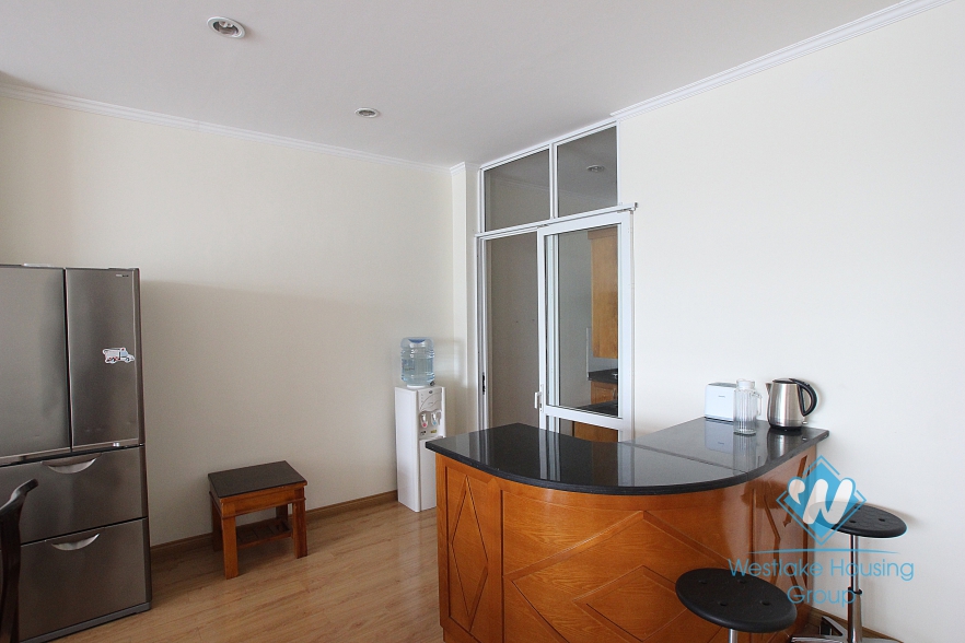 Serviced aparment for rent in Westlake area, lake view, spacious