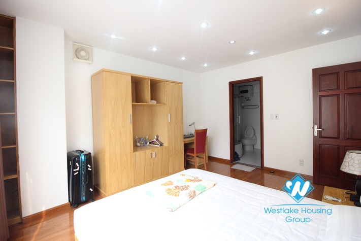 Nice 2 bedroom apartment for rent in Ba Dinh