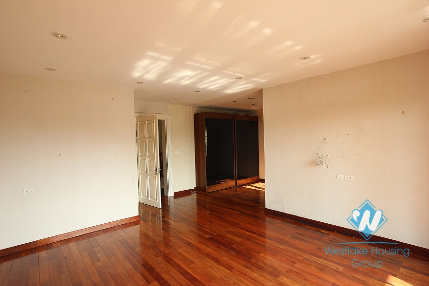 Big house with full furniture for rent in Ciputra, Tay Ho, Ha Noi