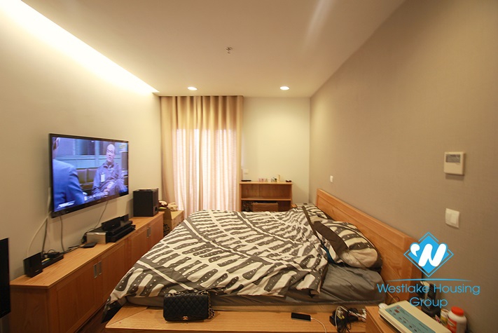 Good quality apartment with 2 bedrooms for rent in Lancaster Building, Nui Truc, Ba Dinh, Ha noi