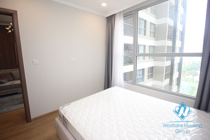 Bright 2 bedroom apartment for rent in Vinhomes Gardenia My Dinh