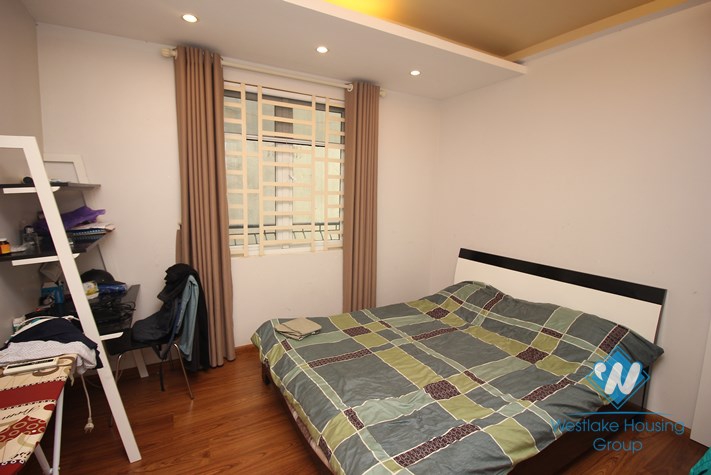 Two bedrooms apartment for rent in Ba Dinh area.