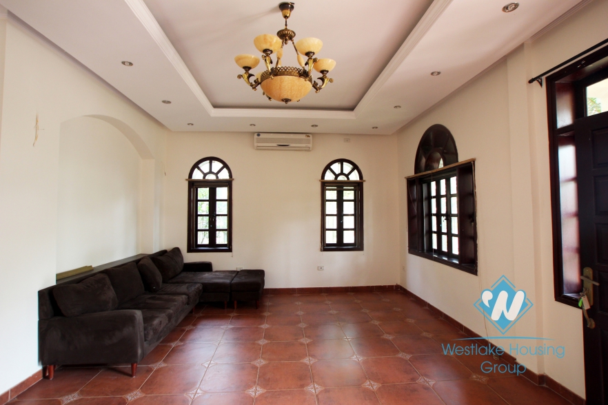 Rental house with 4 bedroom and garden in Ciputra Ha Noi