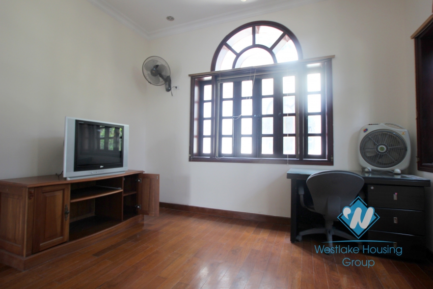 Rental house with 4 bedroom and garden in Ciputra Ha Noi