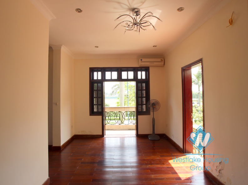 Rental house with 4 bedroom and garden in Ciputra Ha Noi