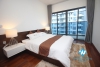 3 bedrooms apartment for rent in Trang An 