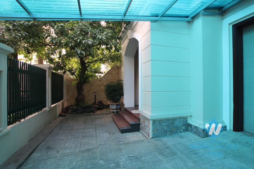 Nice house with furnished for rent in Block C, Ciputra, Tay Ho, Ha Noi