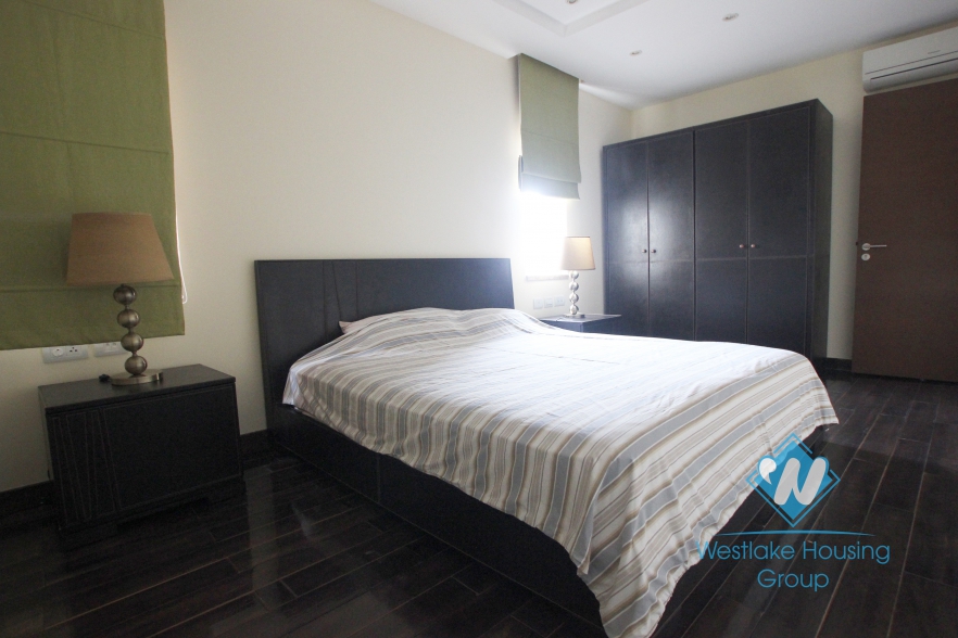 High quality 3 bedrooms apartment for rent in Xuan Dieu, Tay Ho, Hanoi