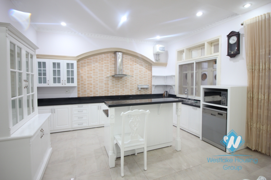 3 floor-house for rent in Ciputra tay Ho, Ha Noi