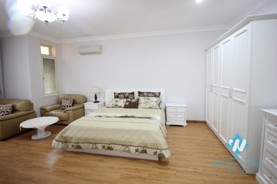 3 floor-house for rent in Ciputra tay Ho, Ha Noi