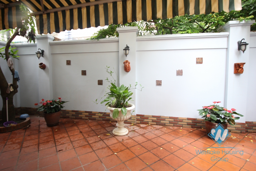 3 floor-house for rent in Ciputra tay Ho, Ha Noi