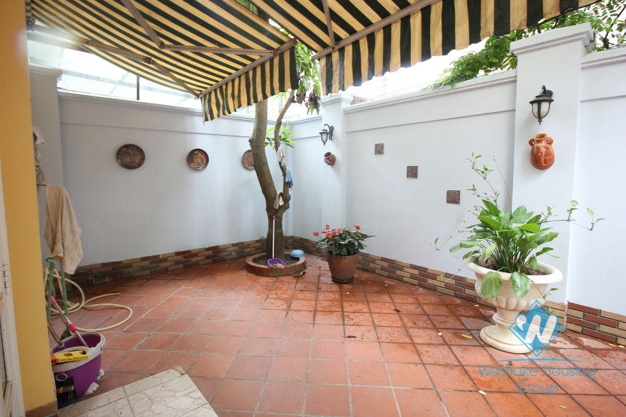 3 floor-house for rent in Ciputra tay Ho, Ha Noi