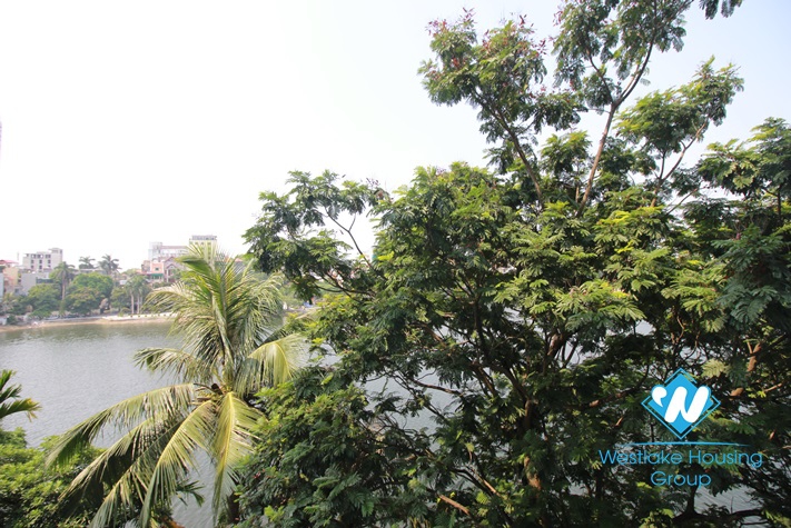 Lovely apartment for rent in Truc Bach lake, Ba Dinh, Hanoi