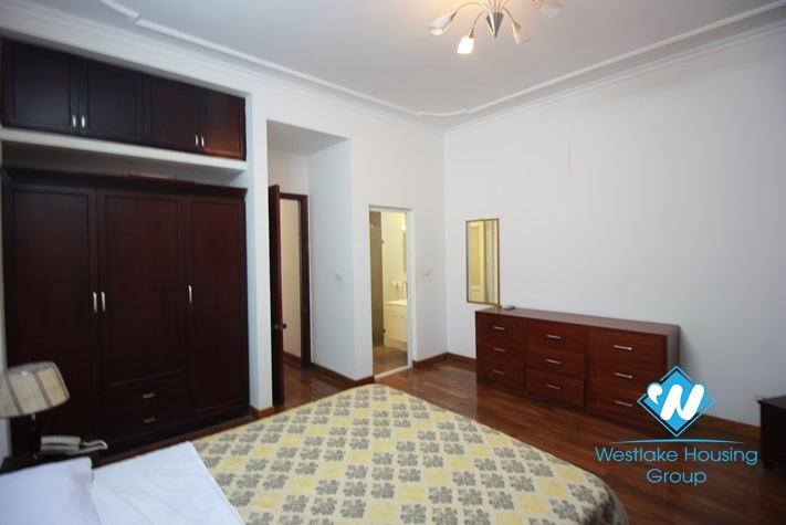 Lovely apartment for rent in Truc Bach lake, Ba Dinh, Hanoi