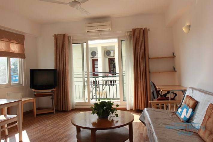 01 bedroom apartment for lease in Hoang Hoa Tham, Ba Dinh, Ha Noi