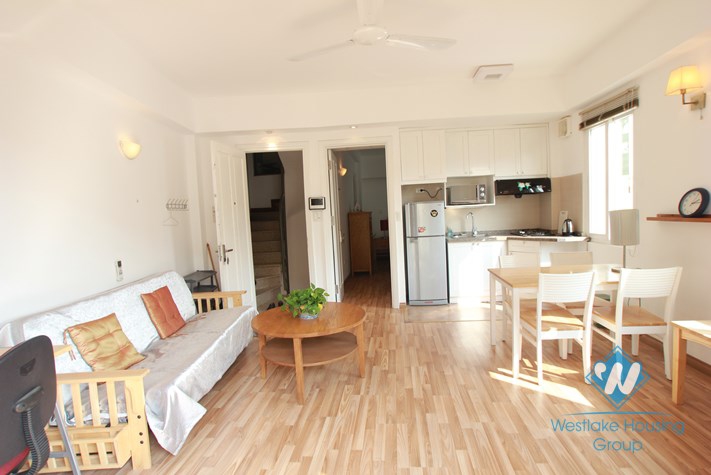 01 bedroom apartment for lease in Hoang Hoa Tham, Ba Dinh, Ha Noi