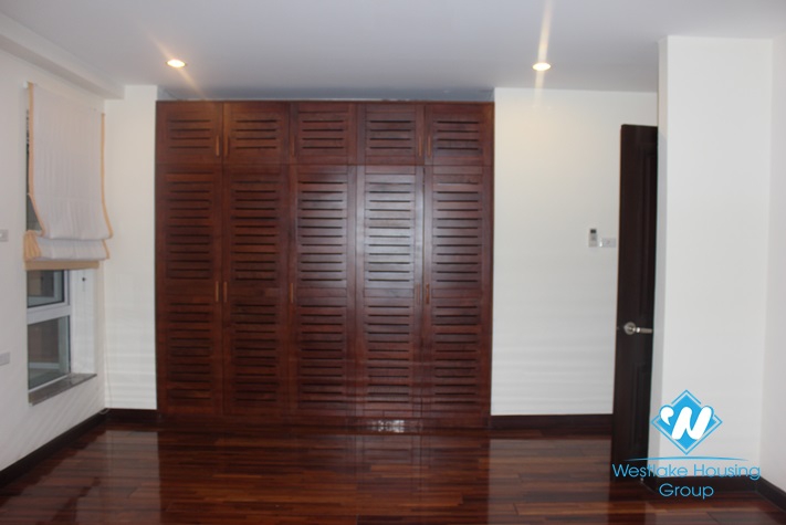 High quality apartment for lease in Hoan Kiem, Hanoi