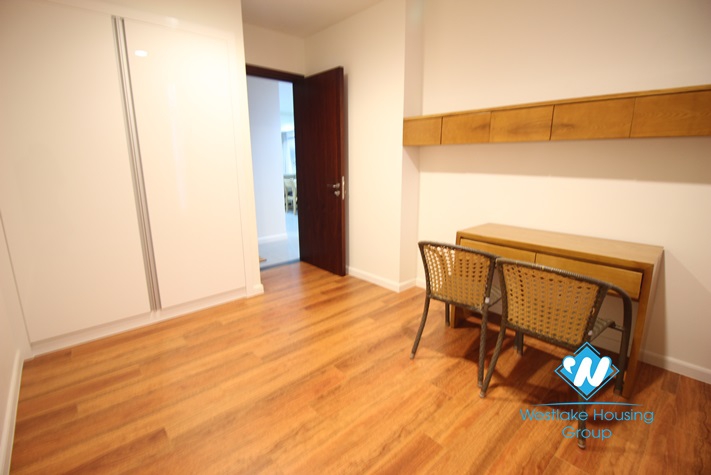 Lake view three bedrooms apartment for rent in Watermark, Tay Ho, Ha Noi
