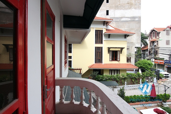 A beautiful restaurant for rent in Tay Ho, Ha noi