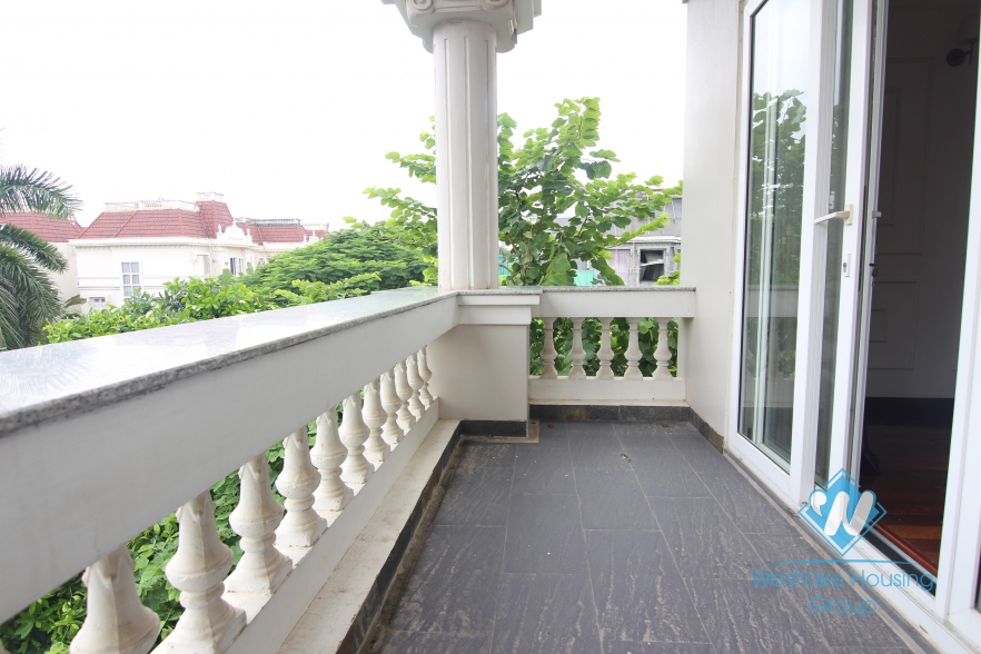 High quality class villa for rent with a huge garden for rent in Ciputra area, Tay Ho, Ha Noi