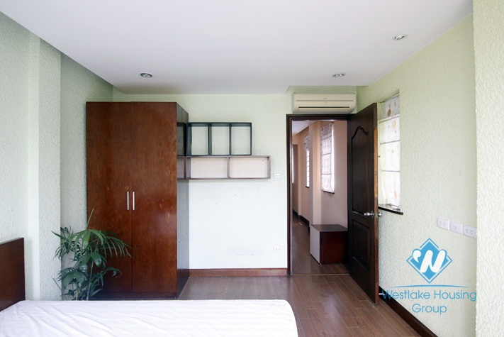 A cheap 3 bedroom duplex apartment for rent in city center