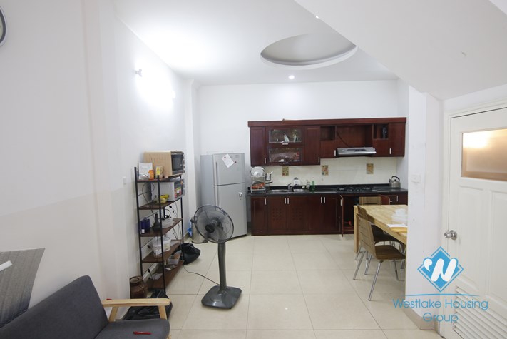 Six bedrooms house for rent in Hoang Hoa Tham street, Ba Dinh district, Ha Noi