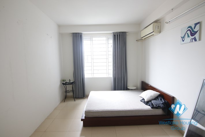 Six bedrooms house for rent in Hoang Hoa Tham street, Ba Dinh district, Ha Noi