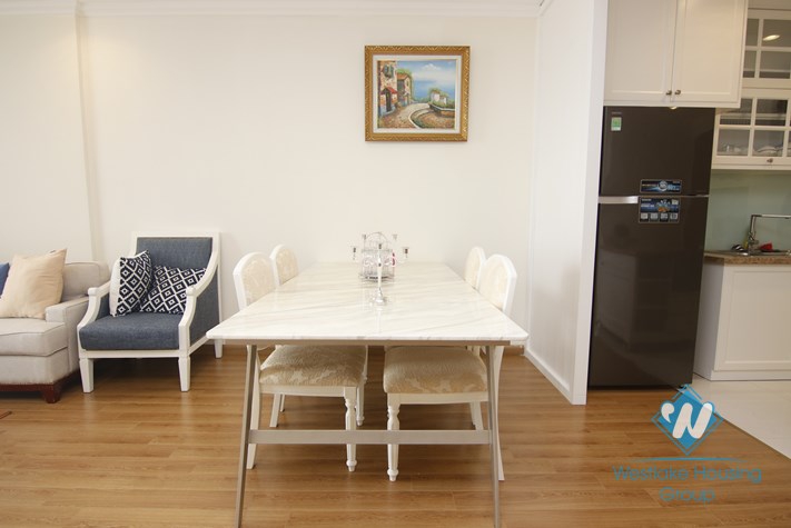 Super stylish and modern apartment for rent on Vimhome Nguyen Chi Thanh, Ha Noi