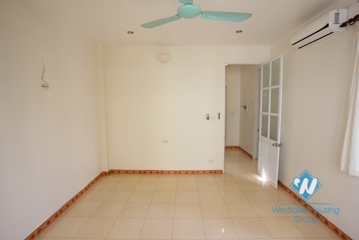 4-floor house with nice yard for rent in Tay Ho district .