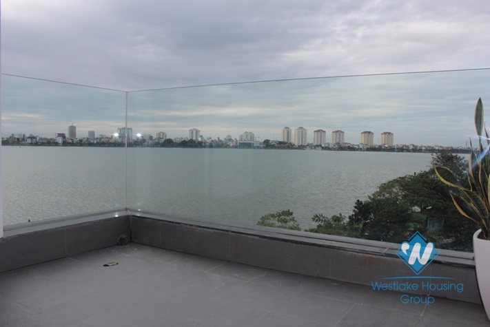 Beautiful apartment with 2 bedrooms for rent in Tay Ho, Ha Noi