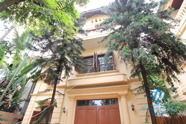 Beautiful house with big yard for rent in Tay Ho, Ha Noi.