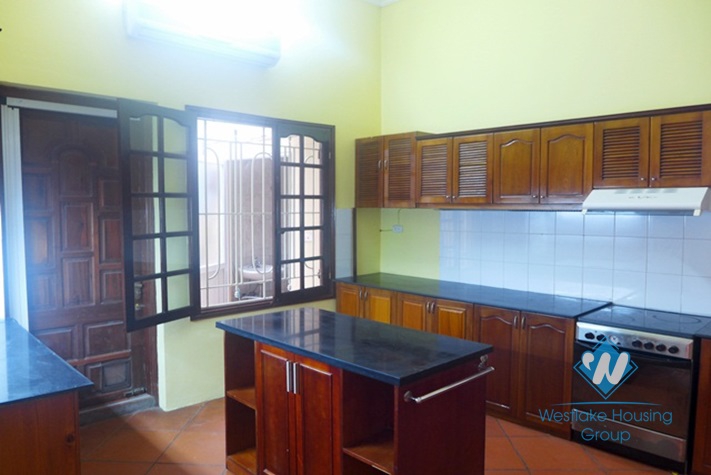 Nice house for rent in Dang Thai Mai st, Tay Ho district , Ha Noi