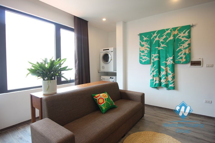 Brandnew one bedroom apartment for rent in Tran Quoc Hoan st, Cau Giay district.