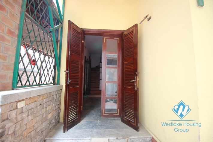 Nice 4 stories house for rent in Nghi Tam village, Tay Ho, Hanoi 