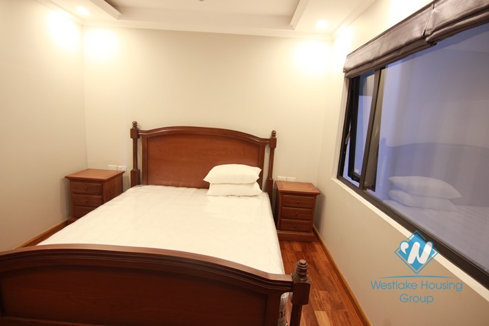 Modern apartment with 02 bedrooms apartment in Xuan Dieu st for rent.