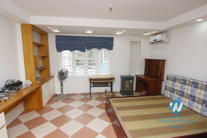 Five bedrooms house for rent in Ba Dinh district, Hanoi.