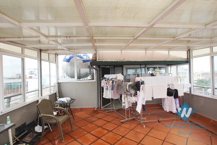 Nice studio for rent in Dang Thai Mai Street, Tay Ho District, Ha Noi 