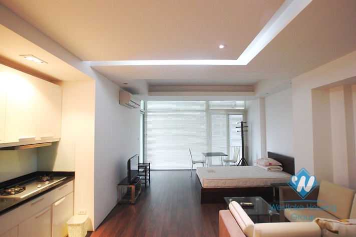 Nice studio for rent in Dang Thai Mai Street, Tay Ho District, Ha Noi 