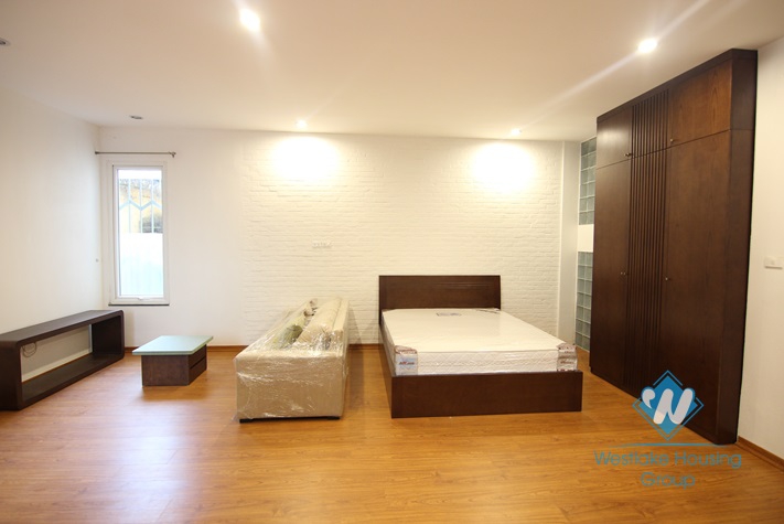 Nice studio apartment for rent in Nhat Chieu, Tay Ho, Hanoi
