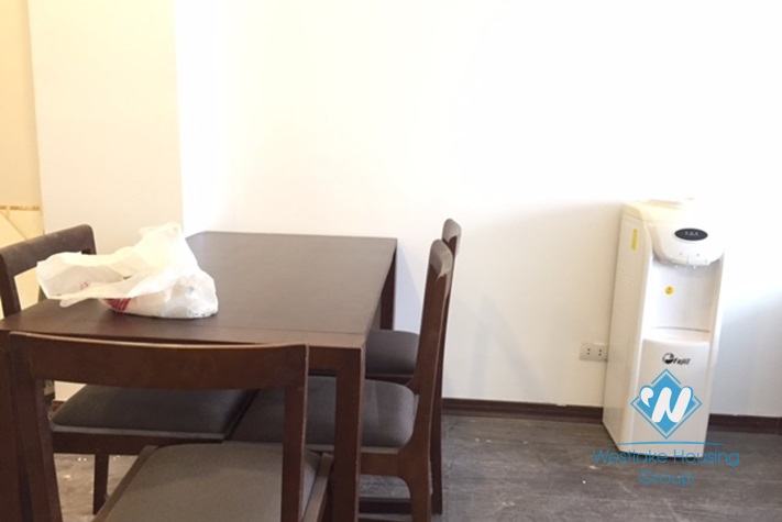 High floor 80 sqm natural light apartment in Kim Ma - Ngoc Khanh area