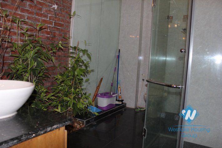 Cosy house for lease in Westlake area, fully furnished.