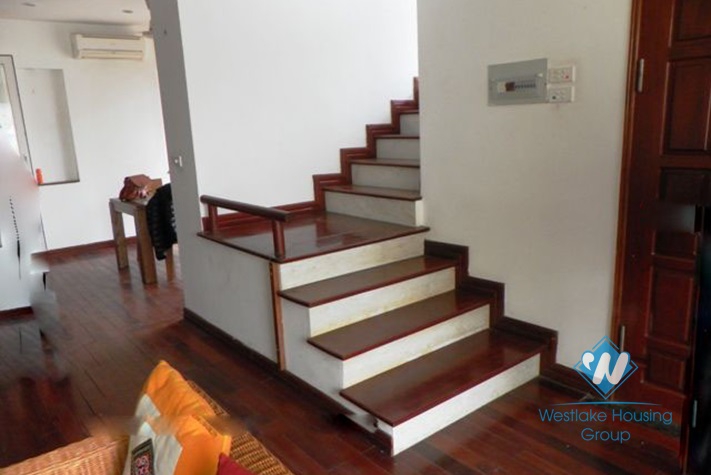 Modern house with 3 bedrooms for lease in Dang Thai Mai street