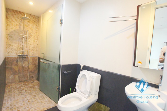Nice studio for rent in Dang Thai Mai Street, Tay Ho District, Ha Noi 
